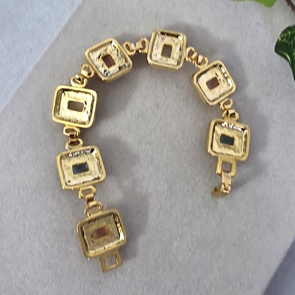 Gold Square Link Bracelet with Frosted Acrylic Glass Stones - Picture 5 of 10